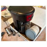 MR. COFFEE POT & FILTERS- BG