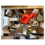 MEASURING CUPS & COOKIE CUTTERS- BG