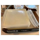 8X8 SQUARE TUPPERWARE- BG
