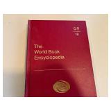 ENCYCLOPEDIA WORLD BOOKS- BG