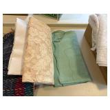 TABLE CLOTHS/ FABRIC/ LACE- BG