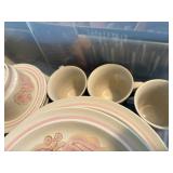 NORITAKE LOVEBIRD #8327 DISHES TOTE- SR