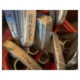 KROYDON GOLF CLUBS/ GOLF CLUB BAG & BALLS- BB