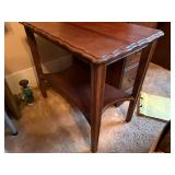 SIDE TABLE 24 X 14 X 21- BB