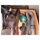 BOX OF MISCELLANEOUS SCALES/ LIGHTS/ SHOES SKETCHERS- BB