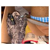 HATS/ HUNTING ITEMS/ GLOVES- BB
