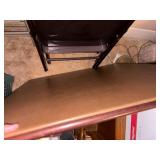CARD TABLE W/ 4 FOLDING CHAIRS- BB