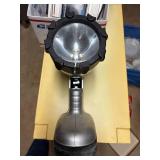 DORCY LIGHT/ MAGNAVOX CASSETTE TAPE PLAYER- OF