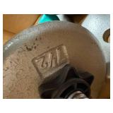 TENNIS RACKET/ WEIGHTS 7.6LBS & 2.5LBS- OF