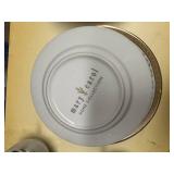 MARY CAROL HOME COLLECTION DISH SET W/ MISCELLANEOUS GLASSWARE- OF