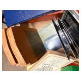 CLOWN WIND UP MUSIC FIGURE/ BOOK ENDS/ NOTEBOOKS- OF