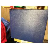 CLOWN WIND UP MUSIC FIGURE/ BOOK ENDS/ NOTEBOOKS- OF