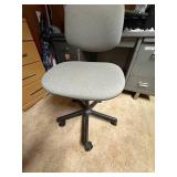 SWIVEL OFFICE CHAIR- OF
