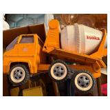 METAL TONKA CEMENT TRUCK/ GRADER W/ SMALL TRUCKS & TRAILERS- UPB