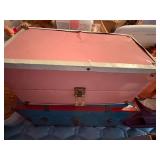 PINK VINTAGE METAL BOX W/ BARBIE DOLL- UPB