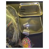 Bird Backpack Carrier, Travel Bird Cage for Small Medium Size Parrot Parakeet Budgies Cockatiel, Portable Clear Bubble Window Bag with Stainless Steel Tray Food Bolw Standing Perch (Black) - Retail: $