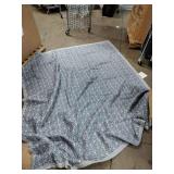 San San Casa 100percent Cotton 1-Piece Quilt Set King size  - Retail: $79