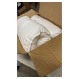 Beckham Hotel Collection Bed Pillows Standard/Queen Size Set of 2 - Original Down Alternative Pillow for Sleeping - Bedding for Back, Stomach or Side Sleepers - Retail: $60