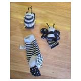 BABY K Baby Rattle Socks and Wrist Toys (Set E) - Newborn Toys for Baby Boy or Girl - Brain Development Infant Toys - Hand and Foot Rattles Suitable for 0-6, 6-12 Months Babies - Newborn Baby Gifts MI