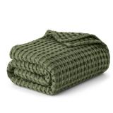 Bedsure Cooling Cotton Waffle King Size Blanket - Lightweight Breathable Blanket of Rayon Derived from Bamboo for Hot Sleepers, Luxury Throws for Bed, Couch and Sofa, Green, 104x90 Inches
