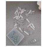 Blulu 20 Pack Mirror Holder Clips for 6 mm in (6/25) Glass Mirror Hanging Kit for Wall Mounting Hanging Retainer Fasteners with Screw and Anchors for Fixing Cabinet Door(Classic Style)