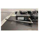 Professional 4-Channel UHF Wireless Microphone System "used" "works"  - Retail: $175
