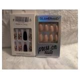 Glamermaid Press-On Nails - Nude & Black Floral Design