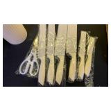 Hunter.Dual Kitchen Knife Set with Holder - White - Retail: $35
