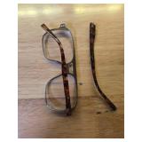 FEISEDY Retro Aviator Reading Glasses Women Men Blue Light Blocking Reader Plastic Lightweight Frame B0071(Grey,3.0x) DAMAGED  - Retail: $17