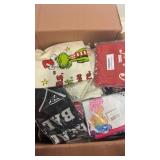 Box of Wall Hangings Tapestryâs and Miscellaneous