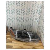 Retails for $215! Headlights for Peterbilt 387 325 330 335 337 340 348 382 384 386 Truck High and Low Beam Bulb Left Driver Side Headlamp