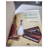 Old Musical Instruments by RenÃ© Clemenicic - Octopus Books