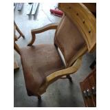Mid-Century Round Dining Table Set with Chairs. Missing two wheels on one chair