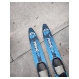 EP Pro X 650/550 Sport Series Water Skis Set