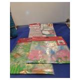Holiday Style Christmas Treat Bags Set