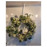 Artificial Berry and Leaf Decorative Wreath