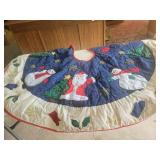 Vintage Christmas Tree Skirt with Snowmen Applique
