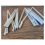 2 Pack Indoor Easel Stand: Beginner Art Classes, Portable Design