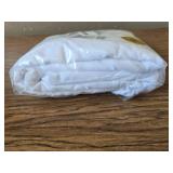 Utopia Bedding Queen Bed Skirt, 16 Inch Drop, Quad Pleated