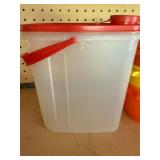 Tupperware Pieces, (3) w/ Lids