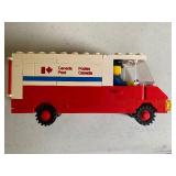 LEGO Kit 105 w/ Box, Booklet, LEGOLAND, Canada Post