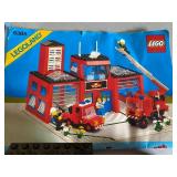 LEGO Kit 6358 and 6385 w/ Booklet, LEGOLAND