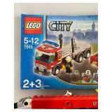 LEGO Kit 7945 2+3 w/ Booklets