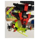 LEGO Kits 6877 and 6831 w/ Booklets, LEGOLAND