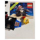 LEGO Kits 6877 and 6831 w/ Booklets, LEGOLAND