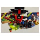 LEGO Kits 6877 and 6831 w/ Booklets, LEGOLAND