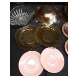 ARCOPAL, CARNIVAL AND DEPRESSION GLASS ASSORTMENT ARCOPAL, CARNIVAL AND DEPRESSION GLASS ASSORTMENT