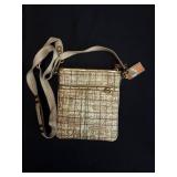 COACH CROSSBODY PURSE WITH GOLD ACCENTS COACH CROSSBODY PURSE WITH GOLD ACCENTS