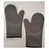 2 SILICONE OVEN MITTS 2 SILICONE OVEN MITTS