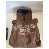 BROWN HOLLISTER HOODIE SIZE XL AND LEVI DENIM JEANS SIZE 30 30 BROWN HOLLISTER HOODIE SIZE XL AND LEVI DENIM JEANS SIZE 30 30